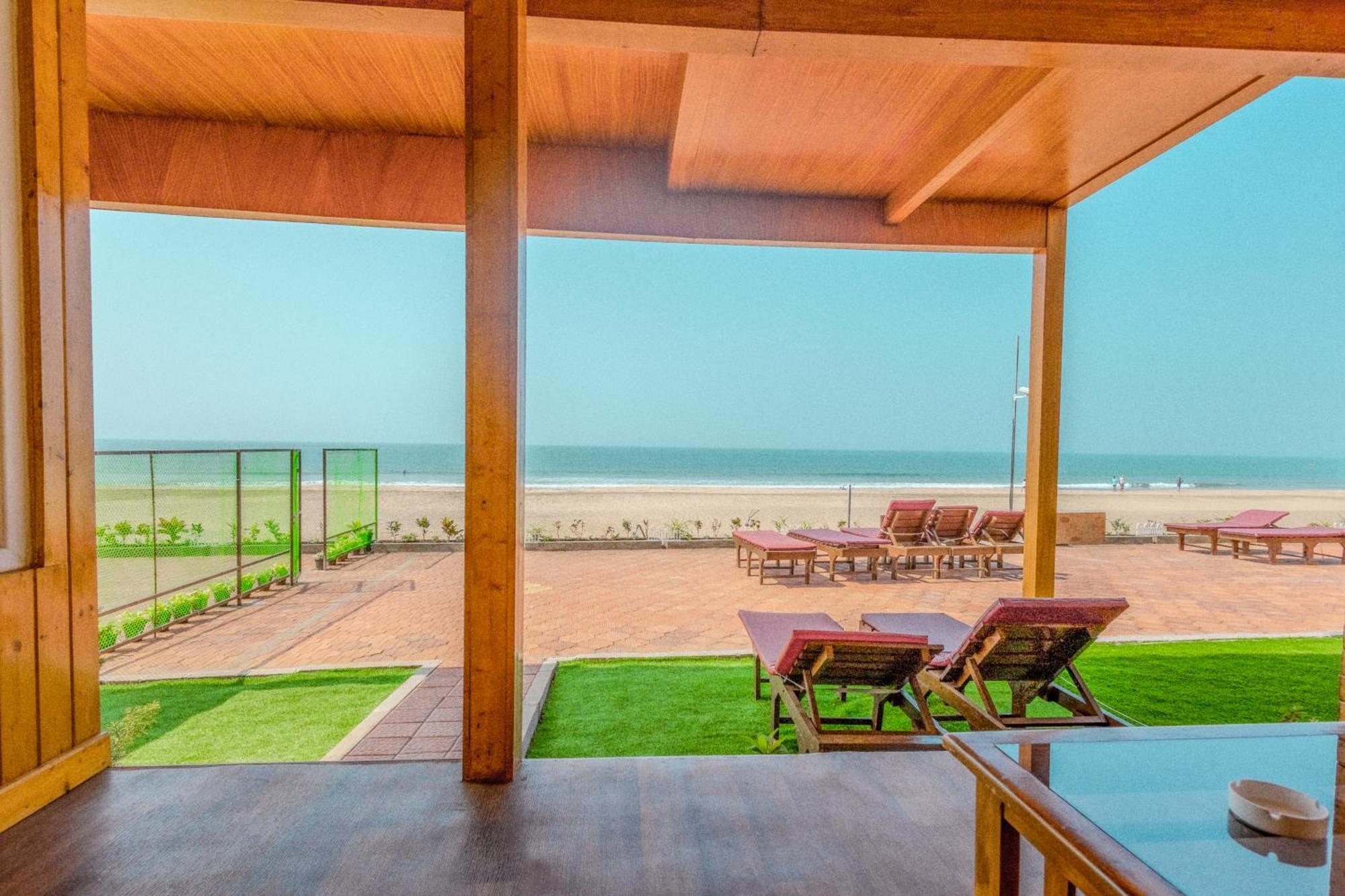 The O2H Agonda Beach Resort Exterior photo